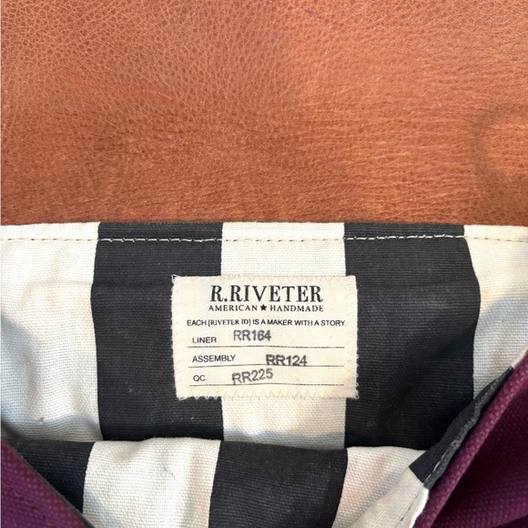 R. Riveter Hobby messenger bag RARE!! - Picture 8 of 12